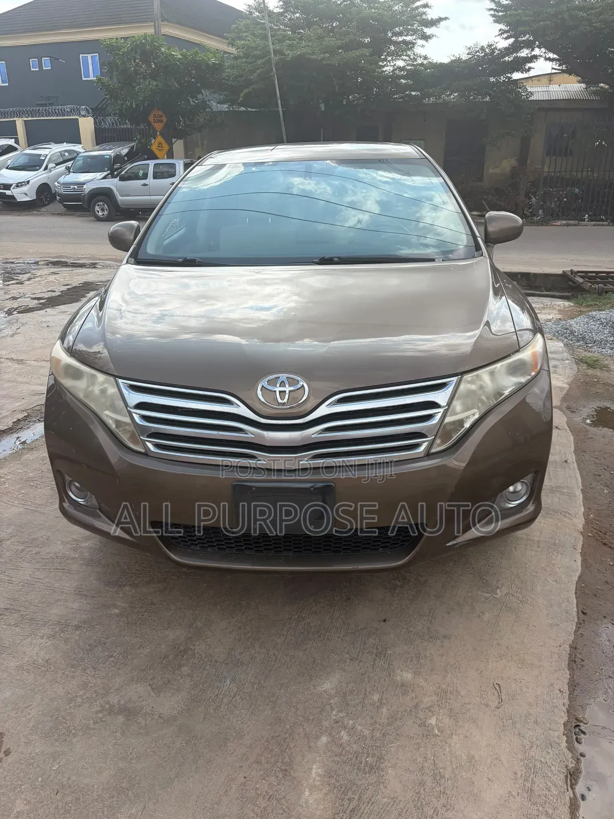 Toyota Venza AWD 2010 Gold