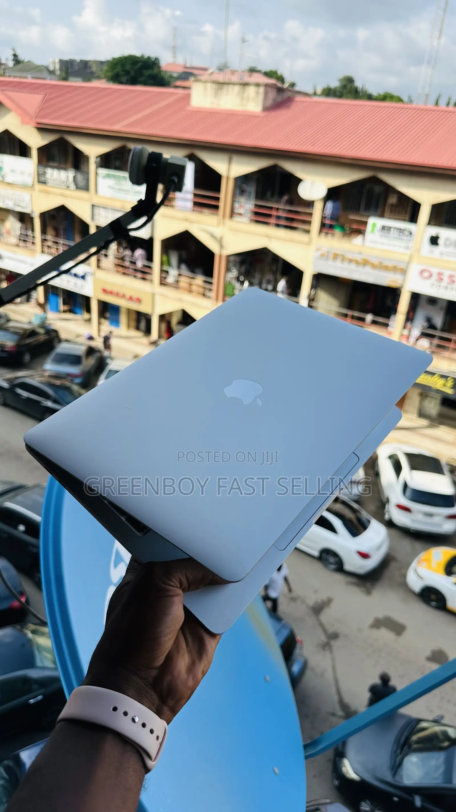 Laptop Apple MacBook Pro 2020 8GB Intel Core i7 SSD 256GB