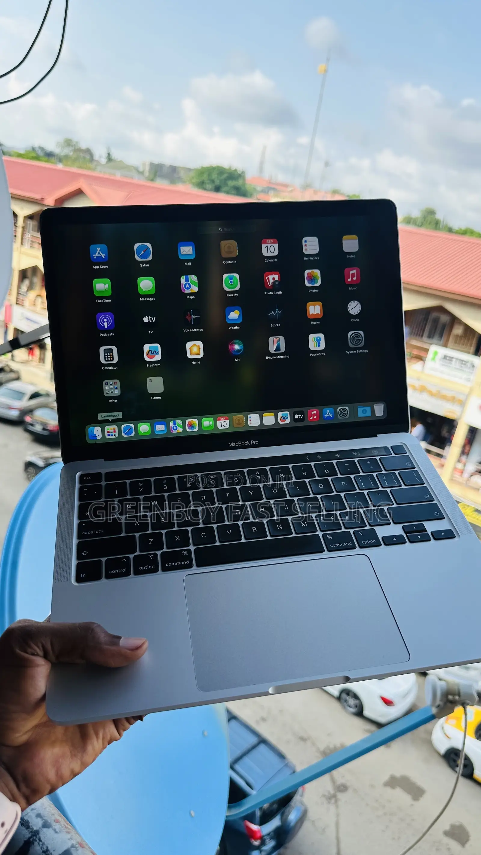 Laptop Apple MacBook Pro 2020 8GB Intel Core i7 SSD 256GB