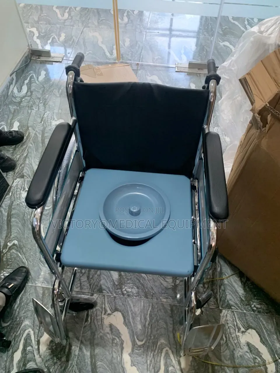 Commode Wheelchair / Shower TOILET CHAIR With Hand Brake