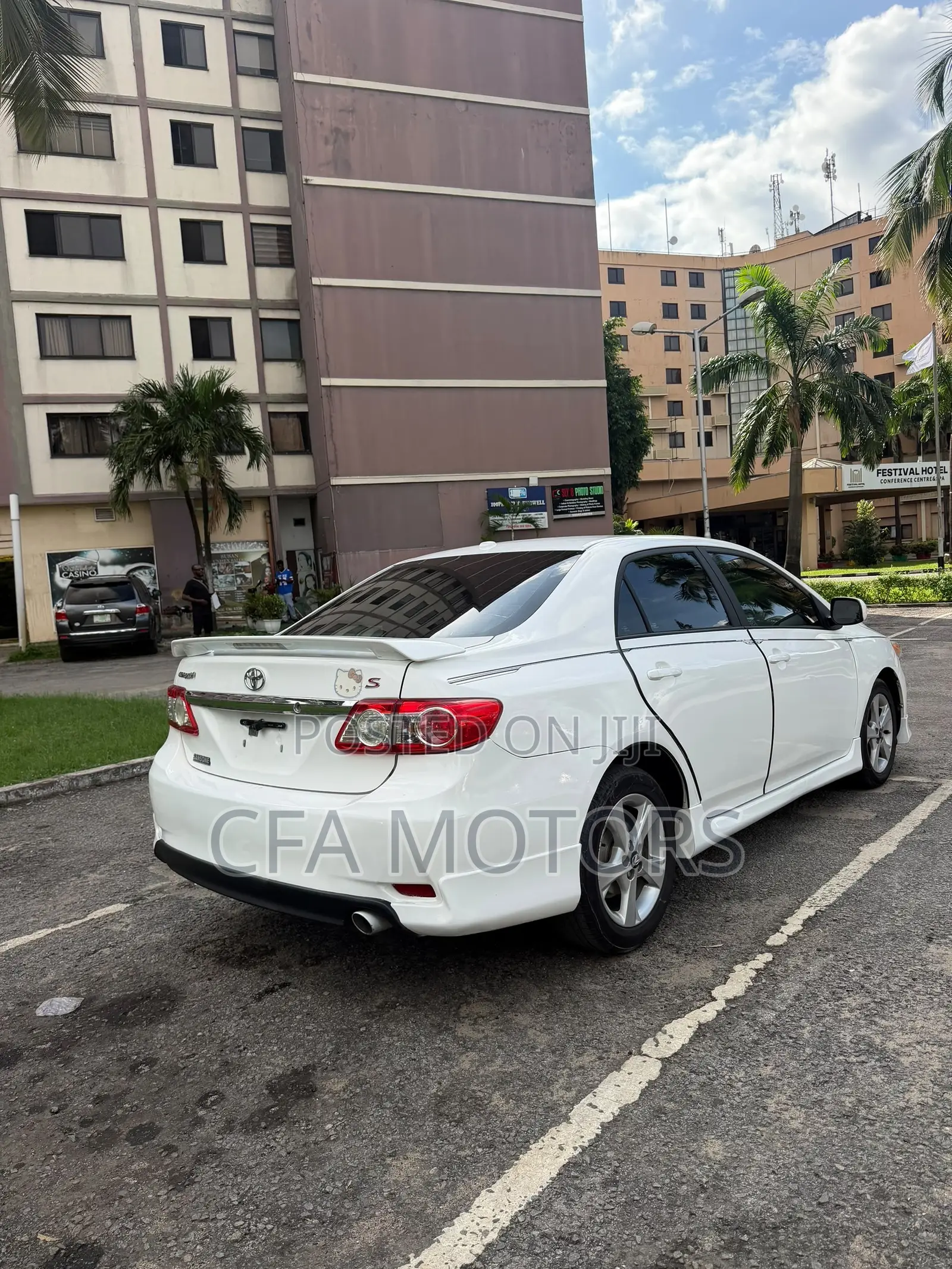 Toyota Camry 2011 White