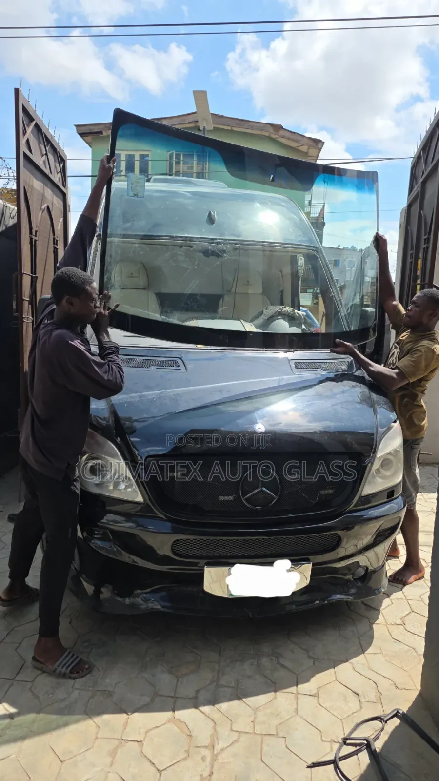 Mercedes Sprinter 906 Windscreen Glass Available Installed at Chimatex