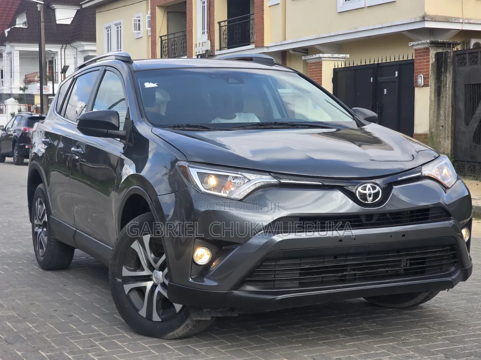 Toyota RAV4 2017 Gray