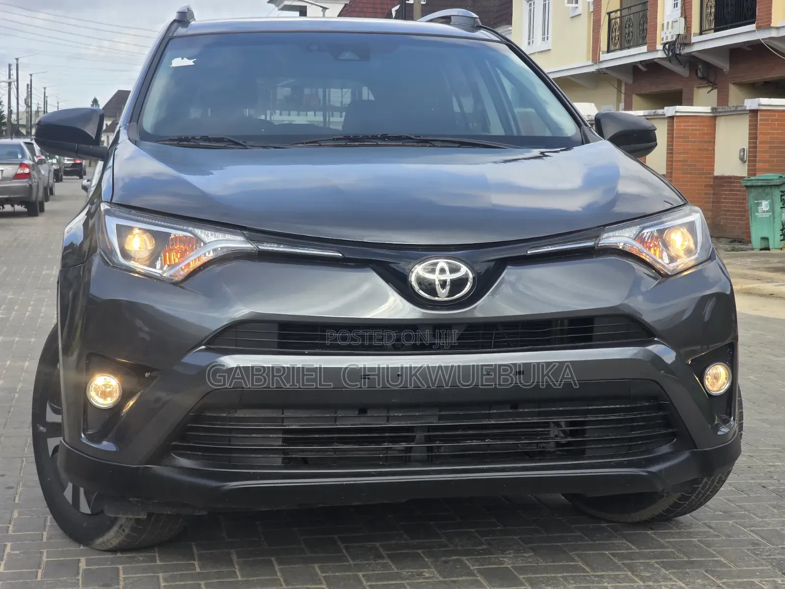 Toyota RAV4 2017 Gray