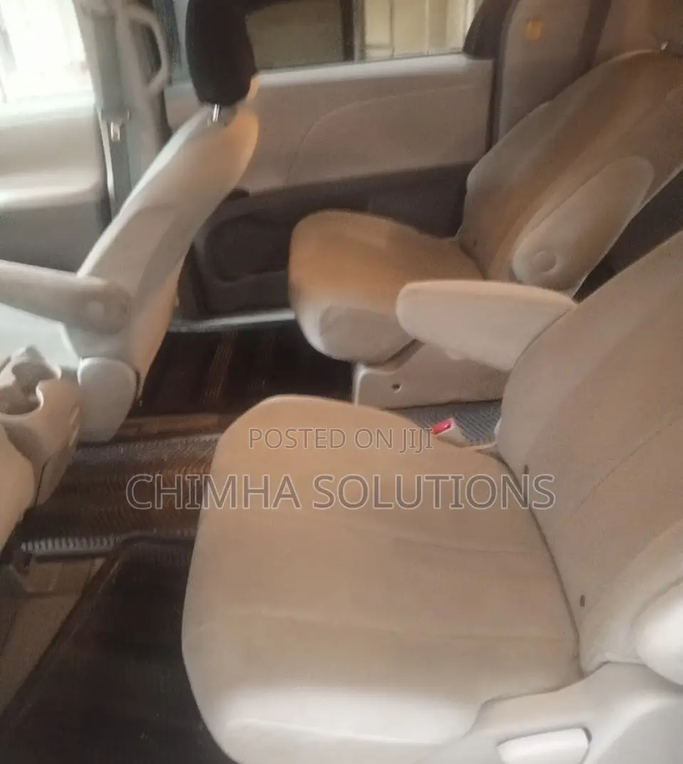 Toyota Sienna 2013 Gray