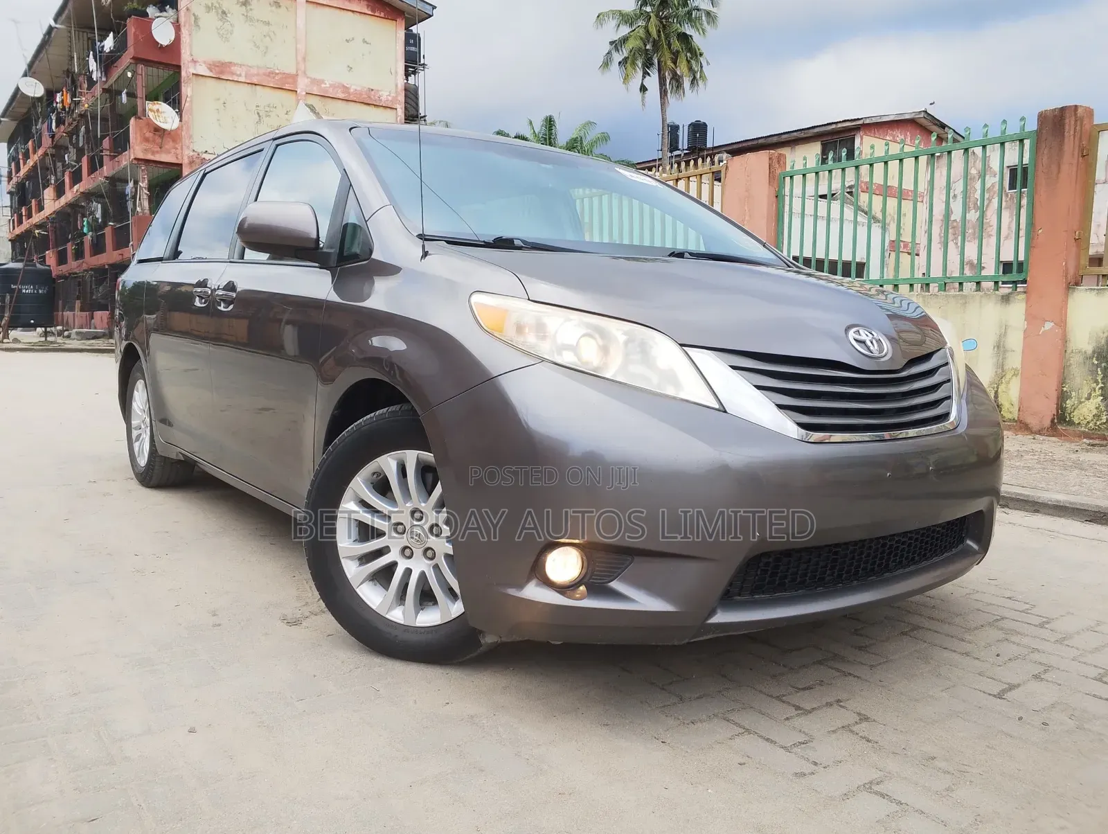 Toyota Sienna 2014 Gray