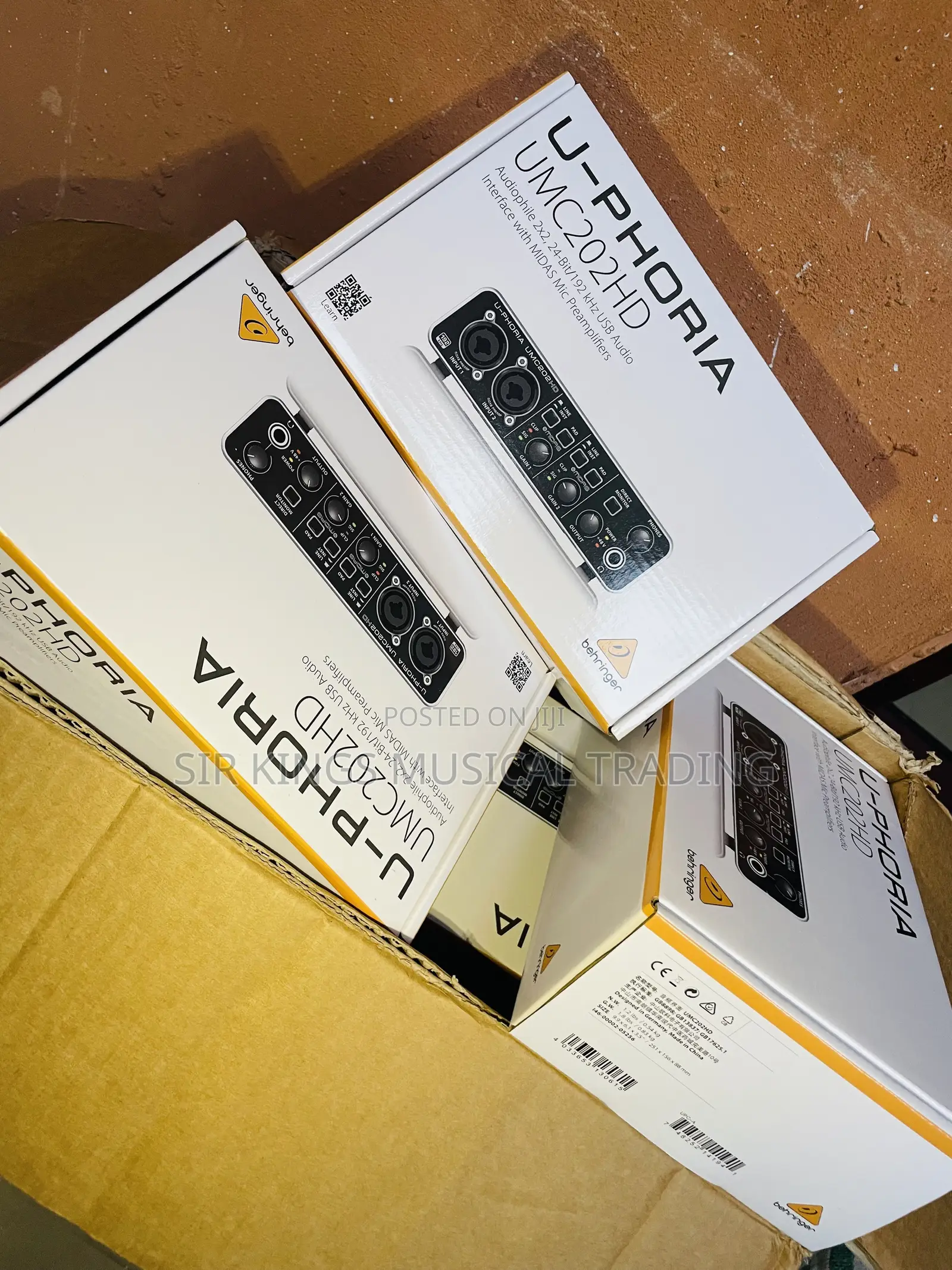 Behringer U-Phoria Umc202hd Studio Sound Card
