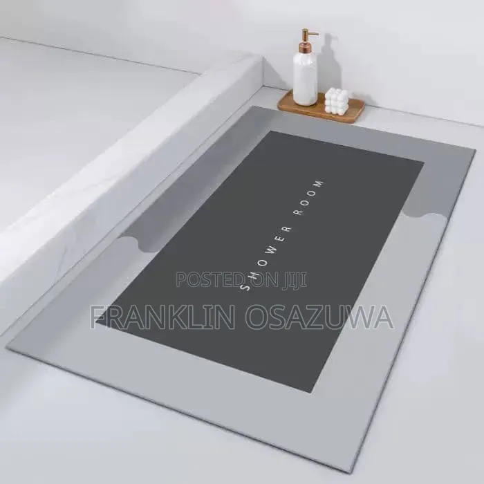 Luxury Grey Bathroom Mat – Non-Slip Quick Dry Shower Room Floor Rug