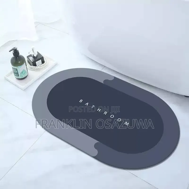Luxury Grey Bathroom Mat – Non-Slip Quick Dry Shower Room Floor Rug