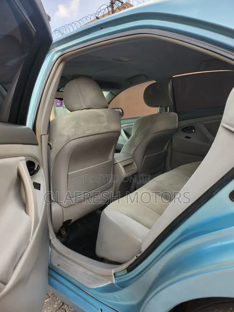 Toyota Camry 2008 Blue