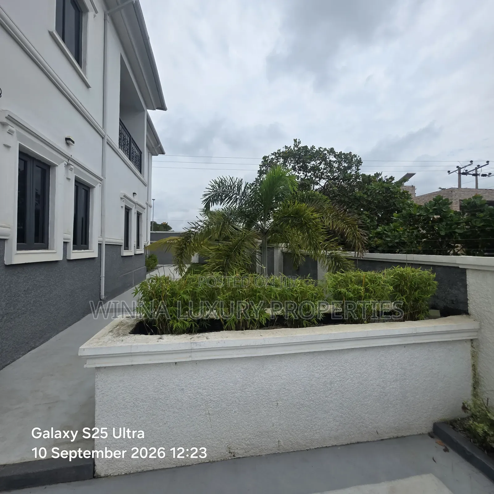 7bdrm Duplex in Efab Global Estate, Idu Industrial for sale