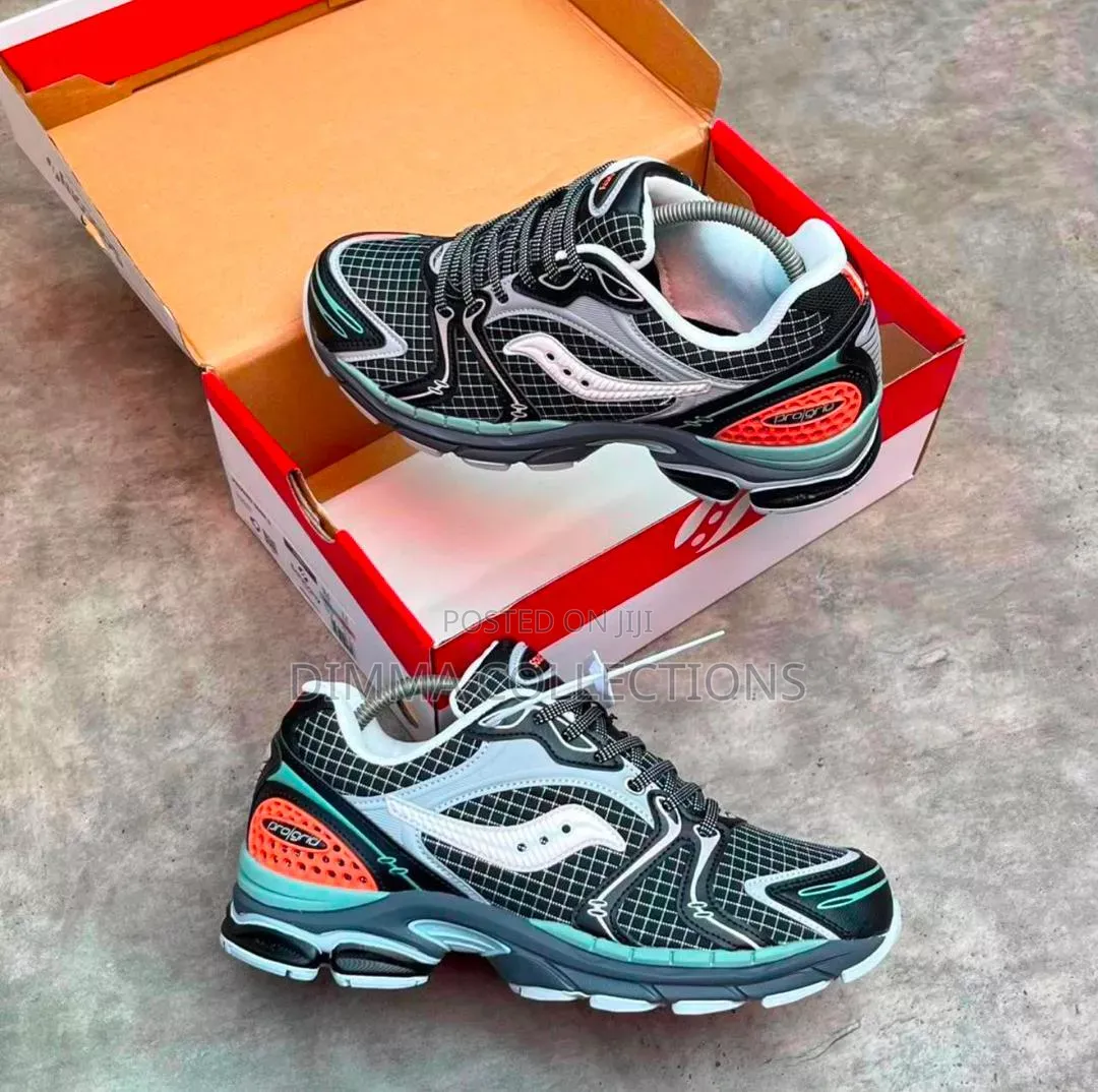 *Saucony Progrid Omni 9 Snks*
 ` /Id/ - (Luxury )``