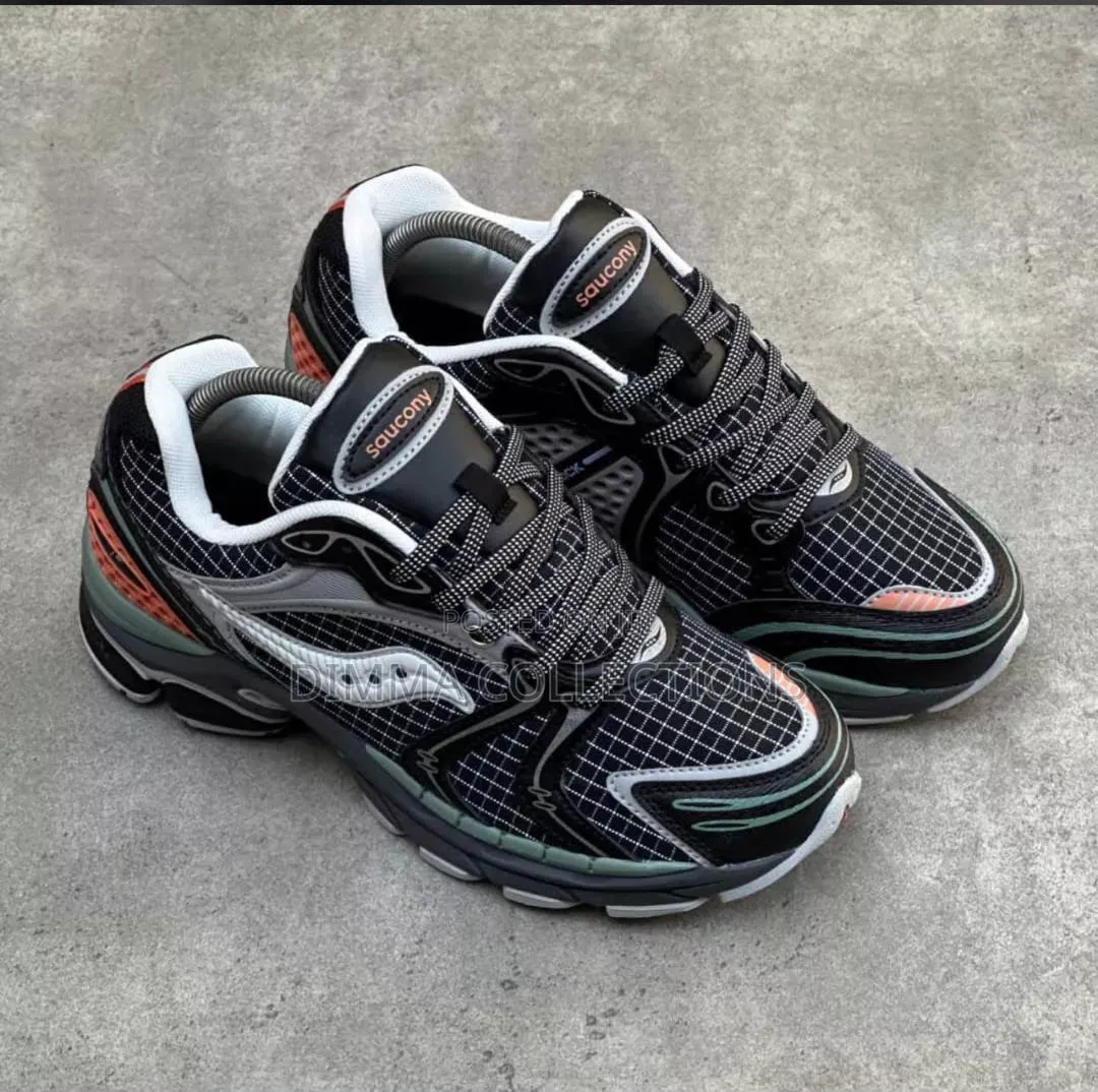 *Saucony Progrid Omni 9 Snks*
 ` /Id/ - (Luxury )``