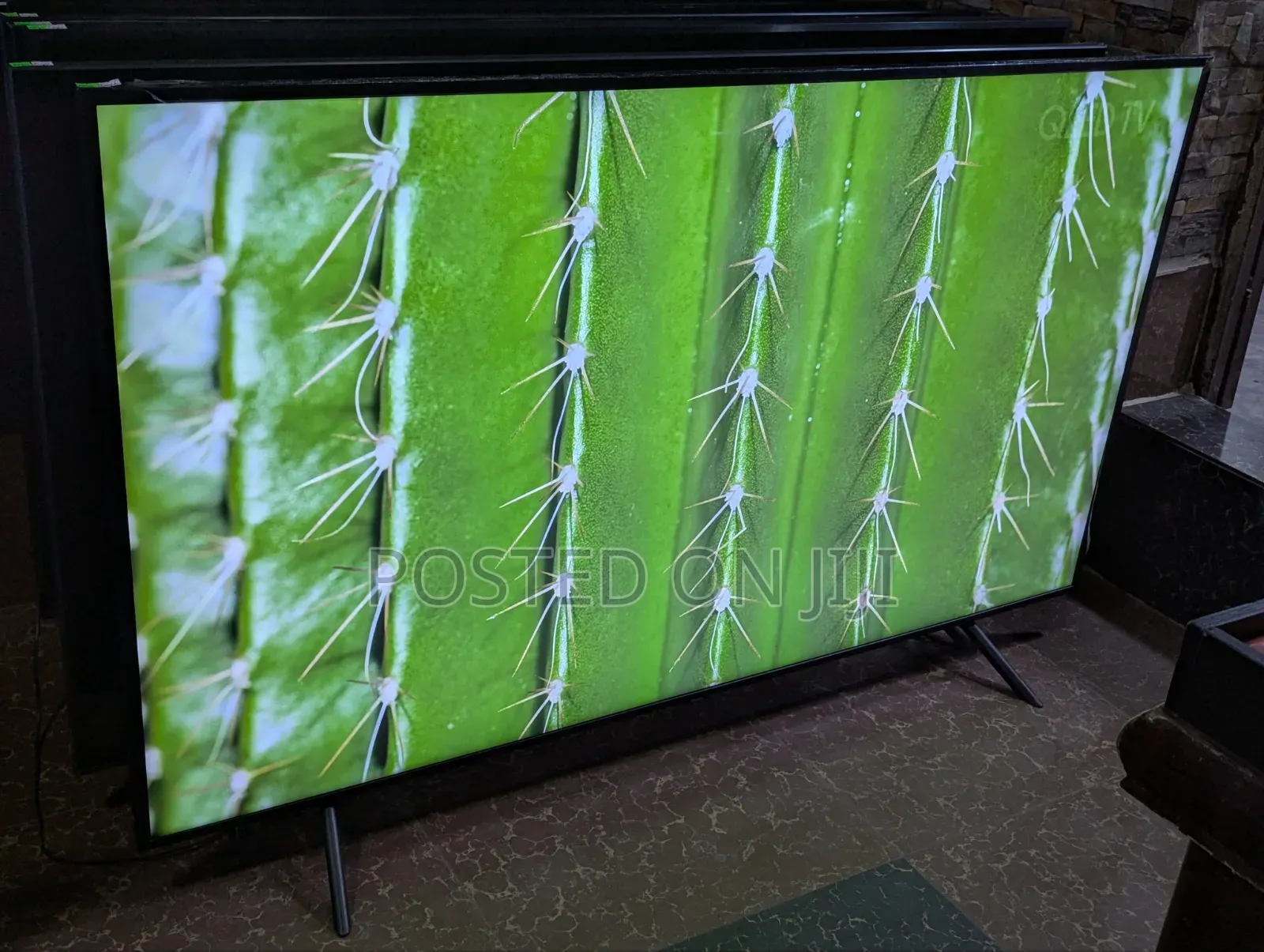 75" Inches Samsung Qled Q60R Sleek 2019Model Smart TV