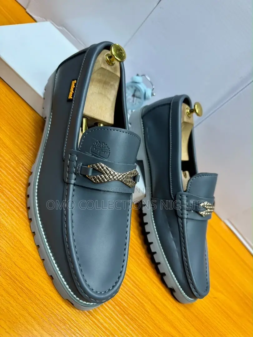Timberland Men's Leather Shoes With Gold Buckle Detail - Fully Boxed