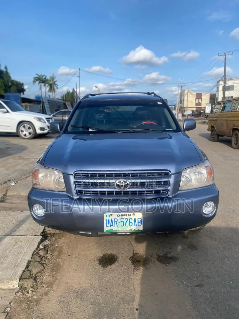 Toyota Highlander 2004 Blue