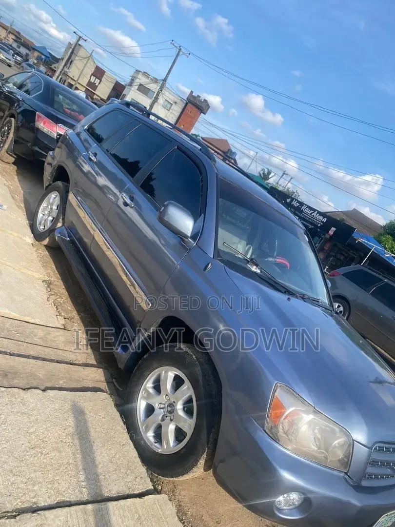 Toyota Highlander 2004 Blue