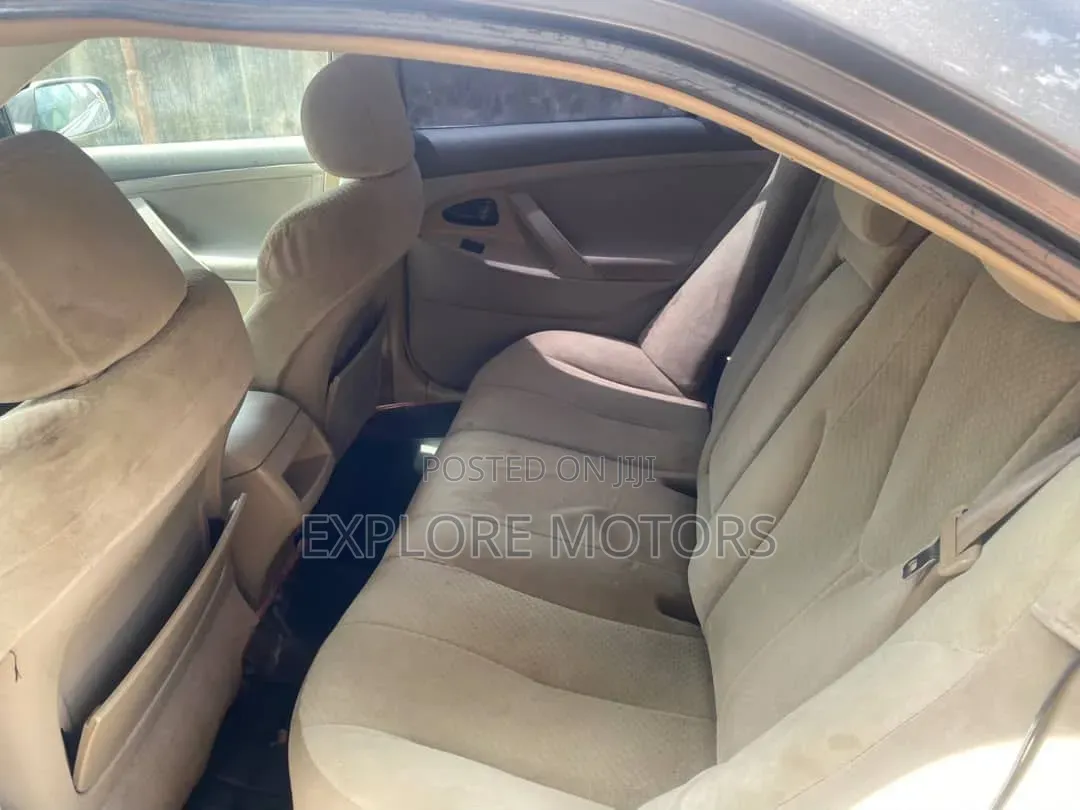 Toyota Camry 2008 Gray