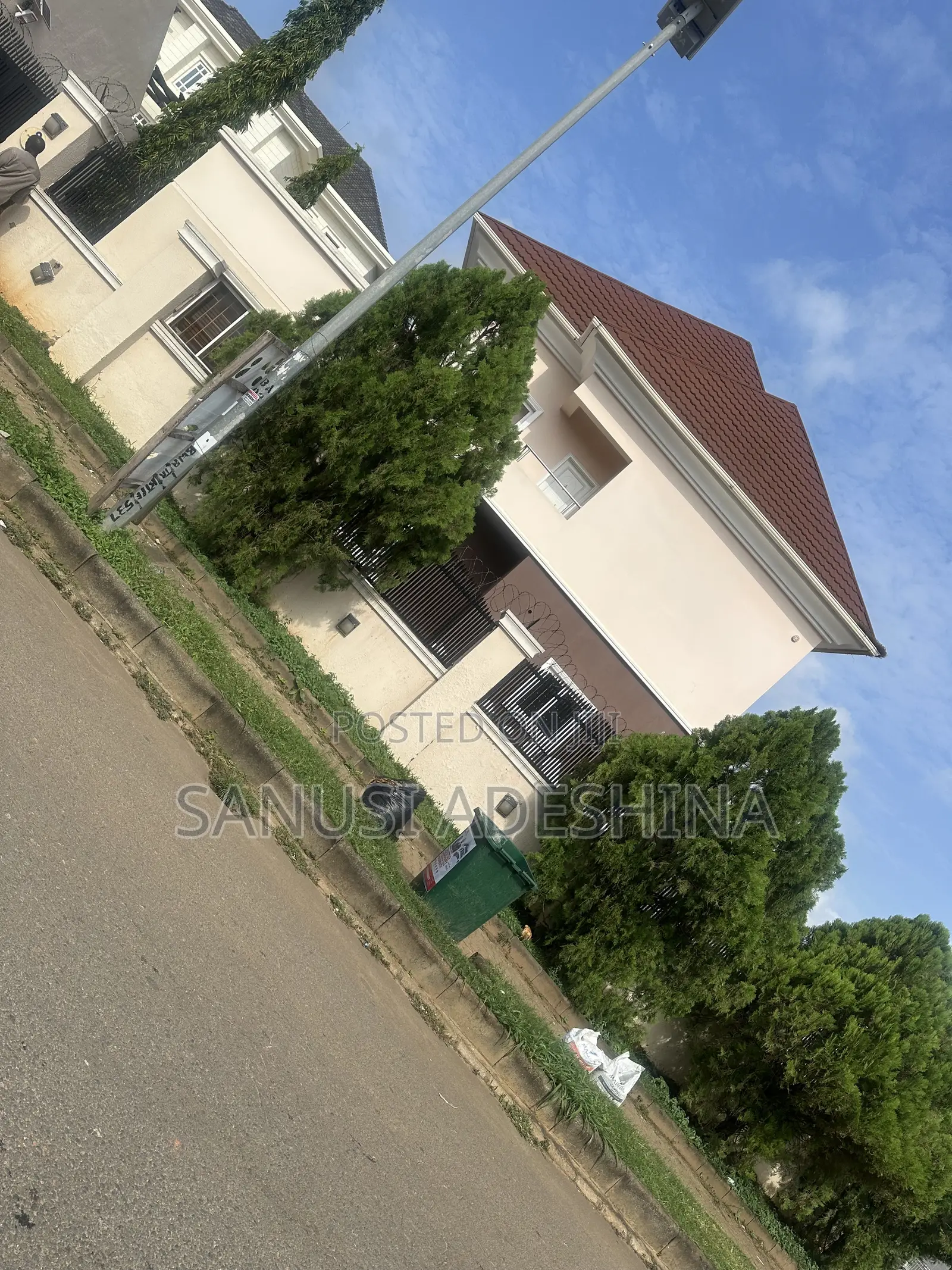 5bdrm Duplex in Katampe Extension for rent