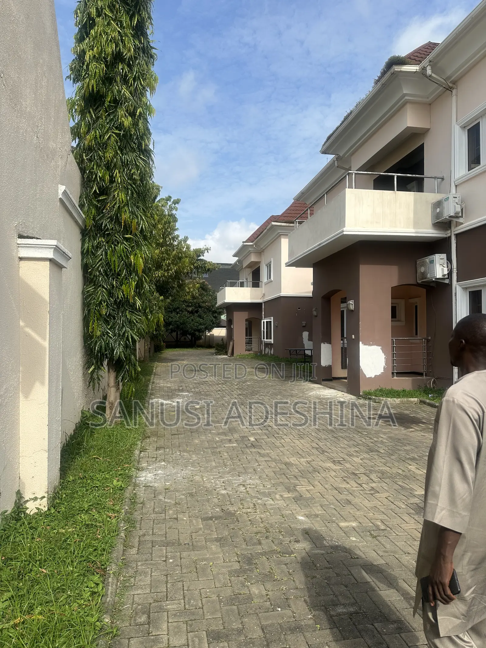 5bdrm Duplex in Katampe Extension for rent