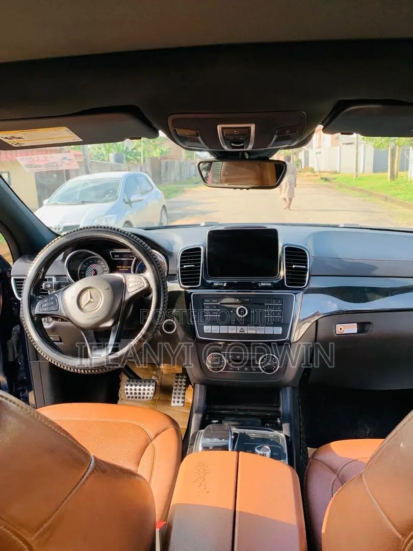 Mercedes-Benz GLE-Class 2018 Blue