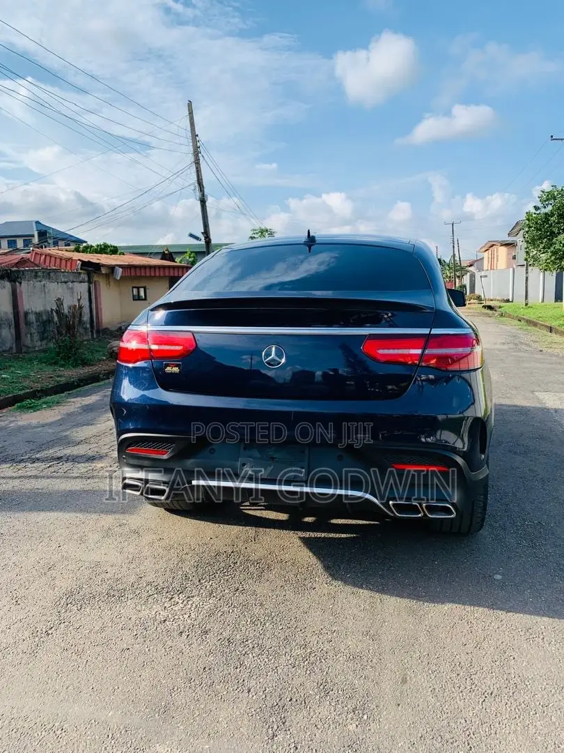 Mercedes-Benz GLE-Class 2018 Blue