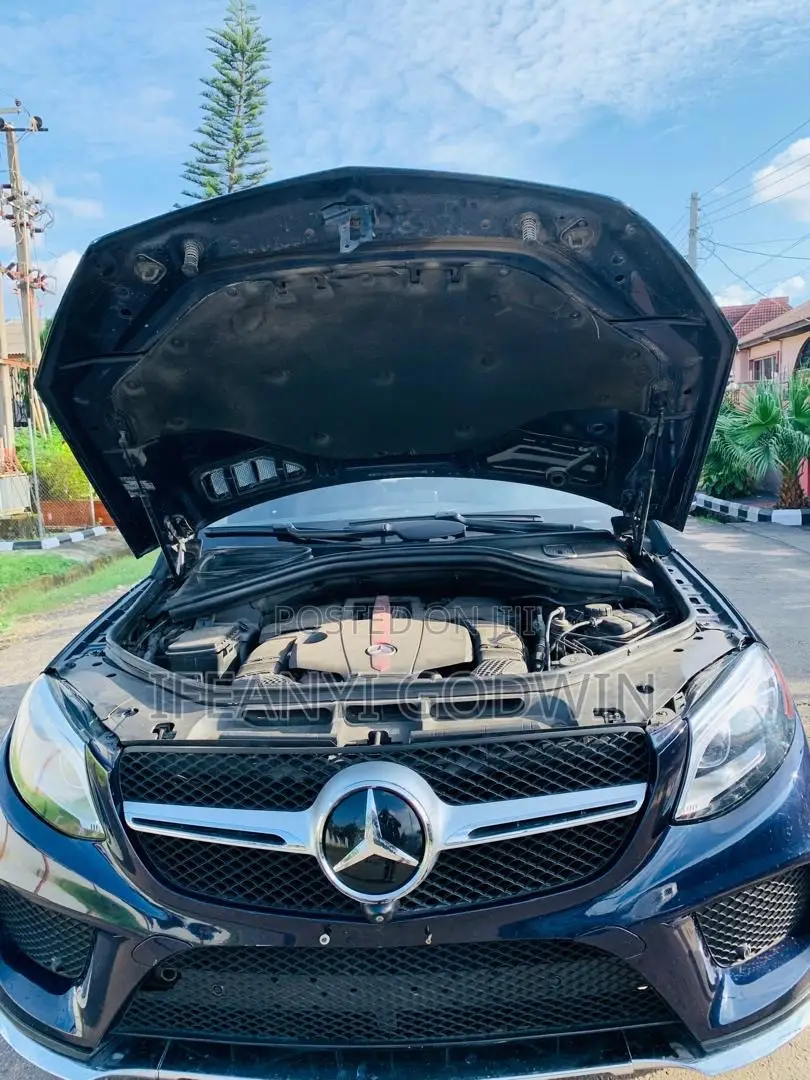 Mercedes-Benz GLE-Class 2018 Blue