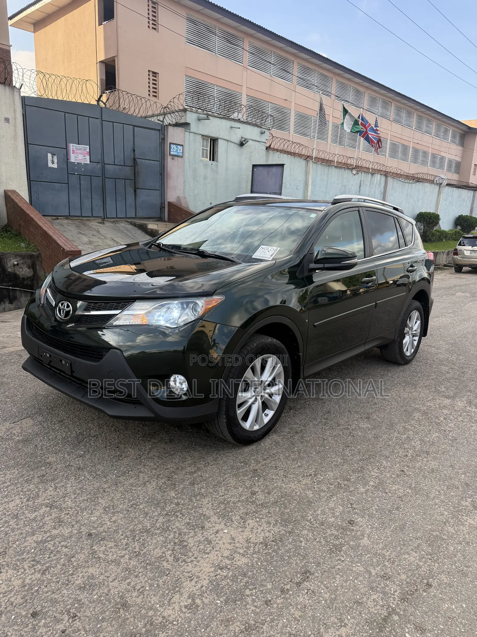 Toyota RAV4 Limited 4dr SUV AWD (2.5L 4cyl 6A) 2014 Green