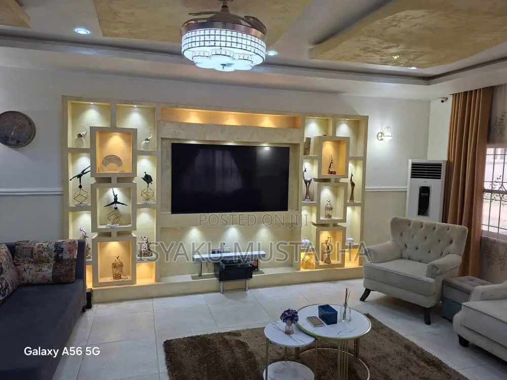 Furnished 5bdrm Duplex in Idu for sale