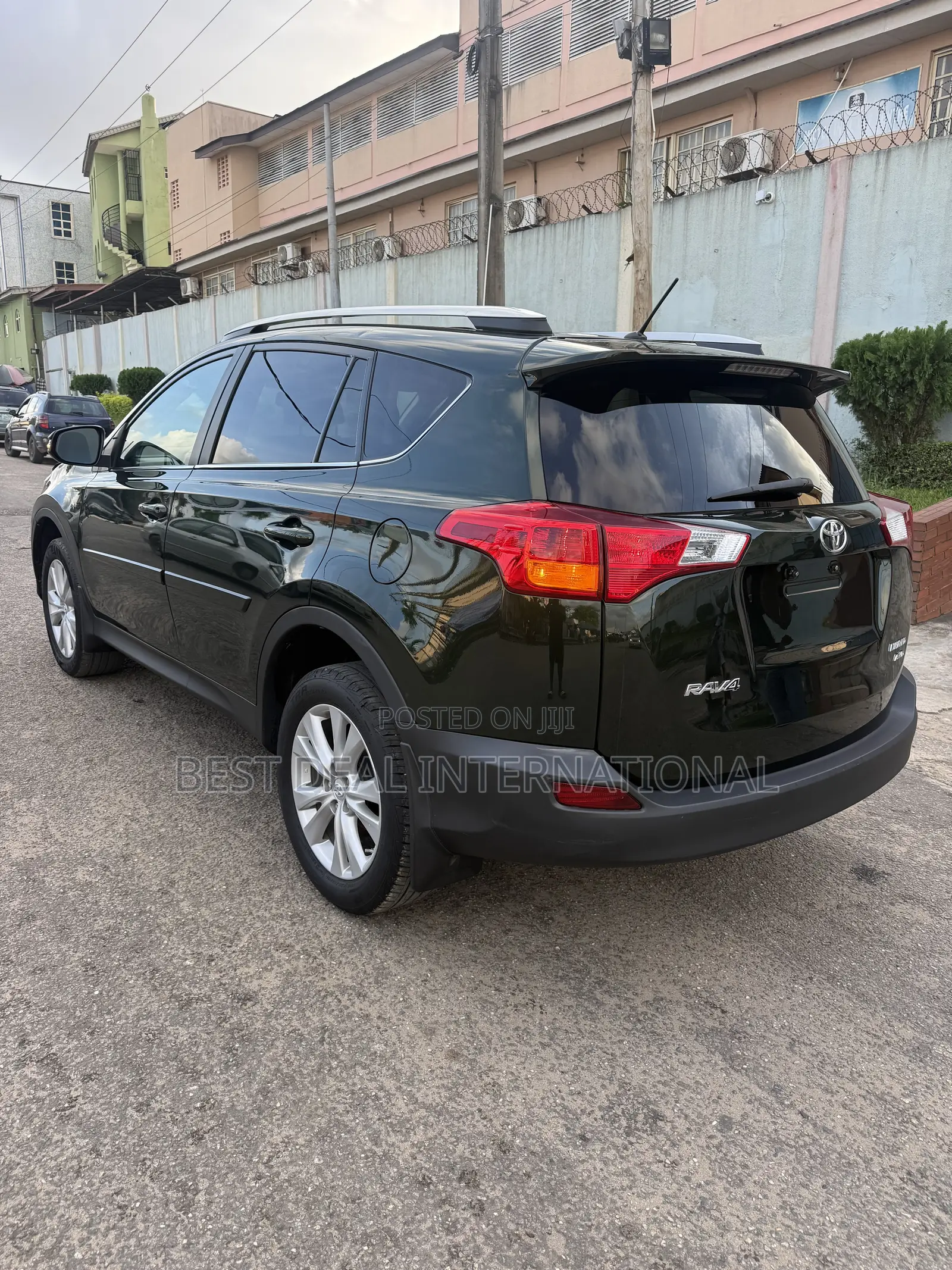 Toyota RAV4 Limited 4dr SUV AWD (2.5L 4cyl 6A) 2014 Green