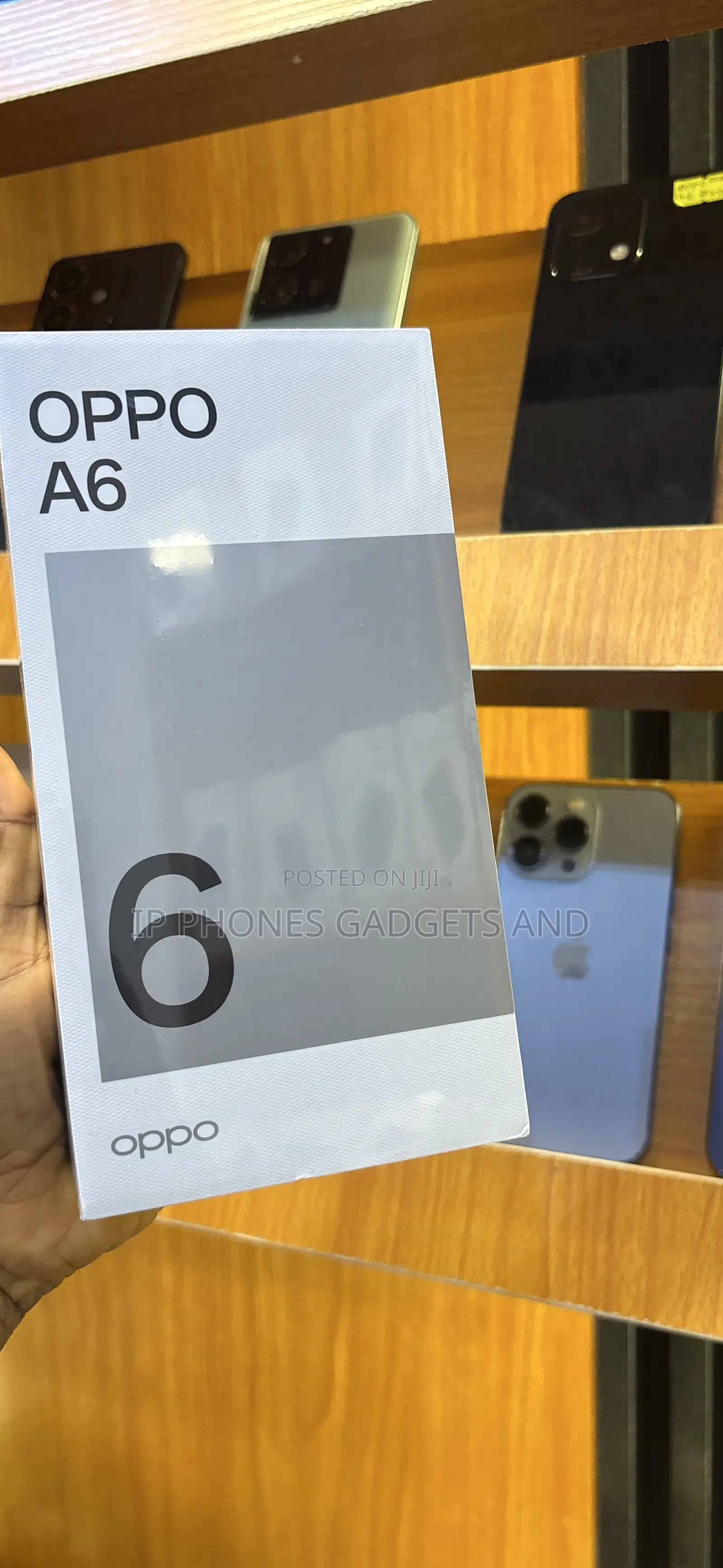 New Oppo A6 256 GB