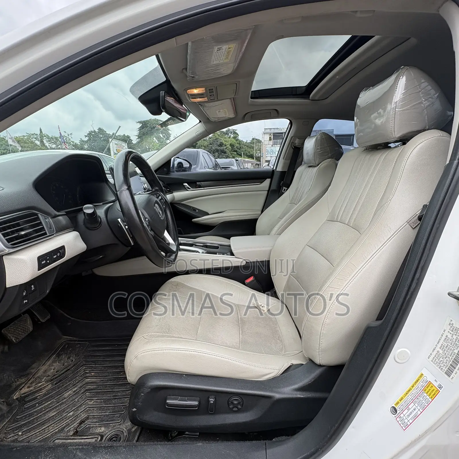 Honda Accord Touring 2.0T 2018 White
