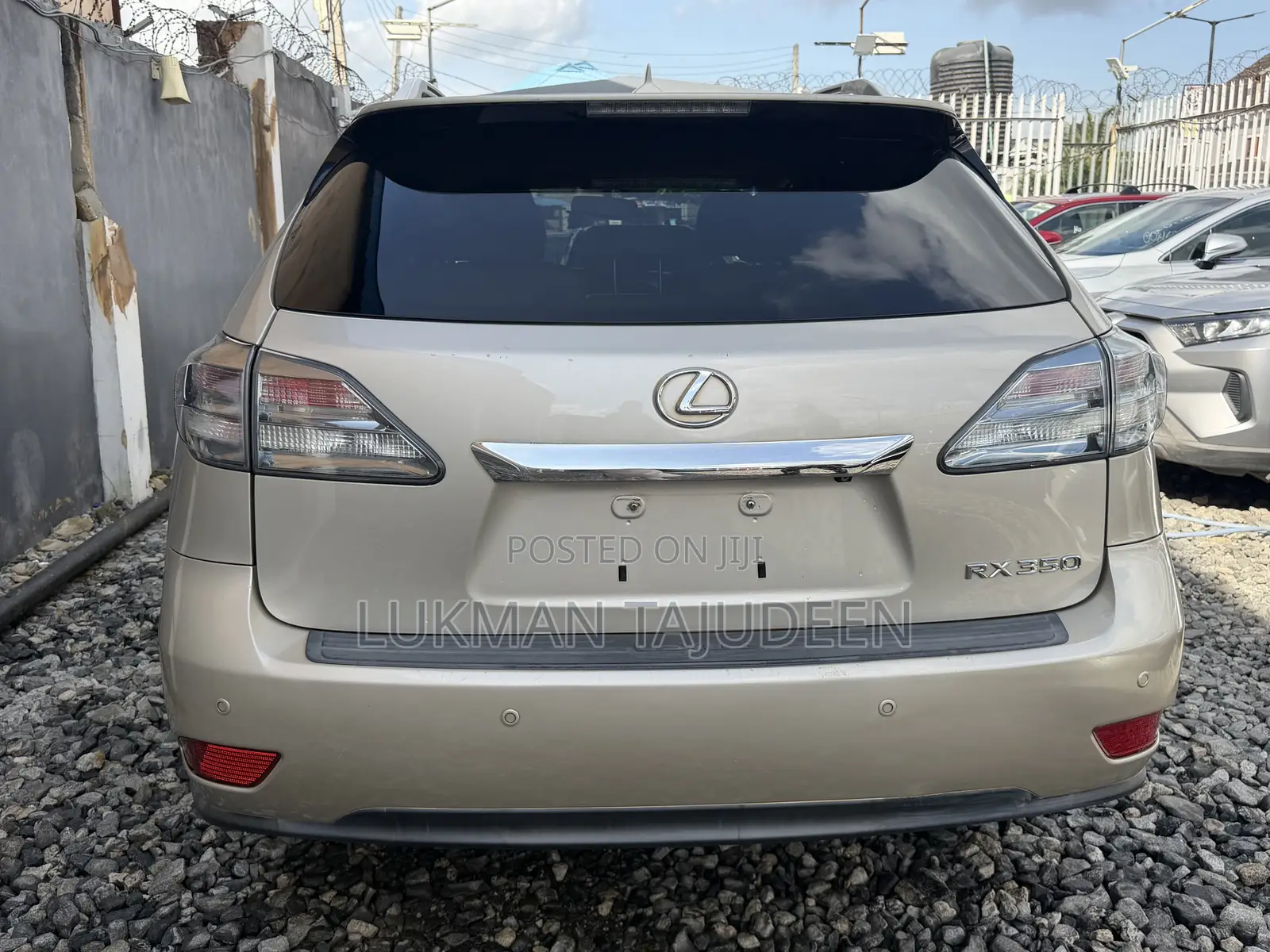 Lexus RX 350 2011 Gold