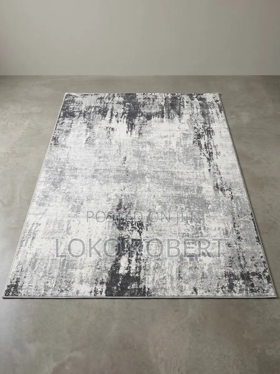 Luxurious Turkey Center Rug
