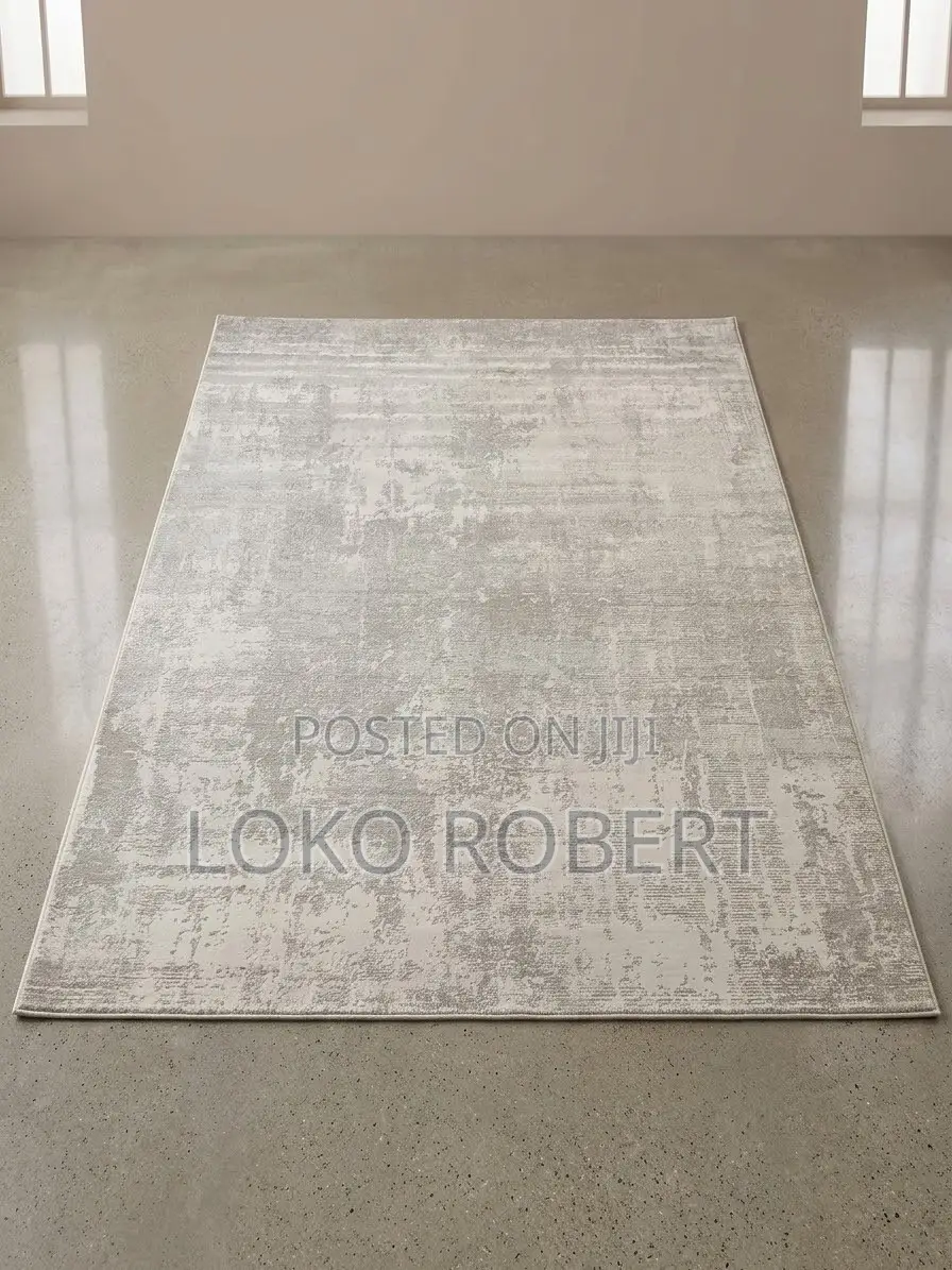 Luxurious Turkey Center Rug