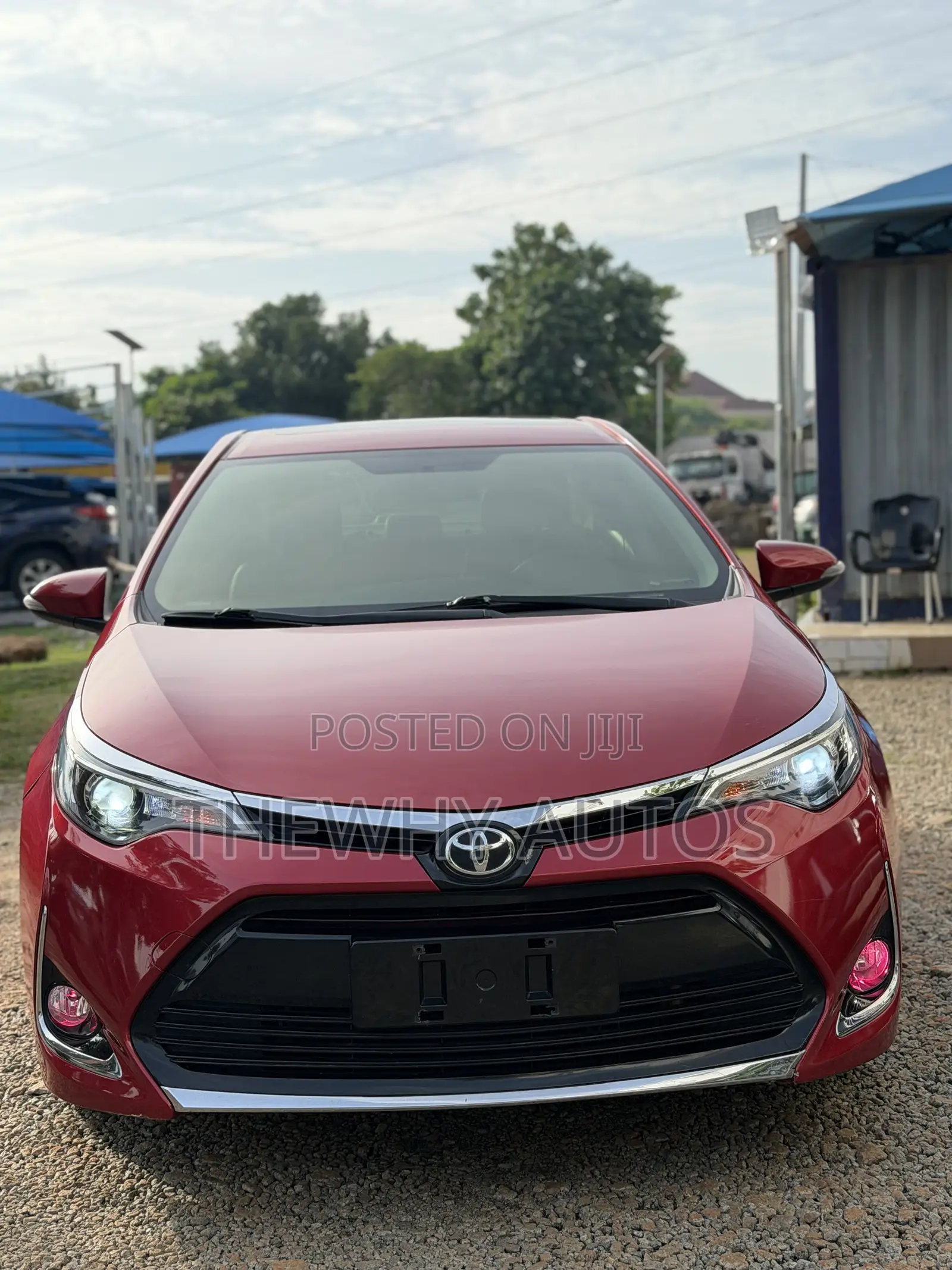 Toyota Corolla LE Eco (1.8L 4cyl 2A) 2018 Red