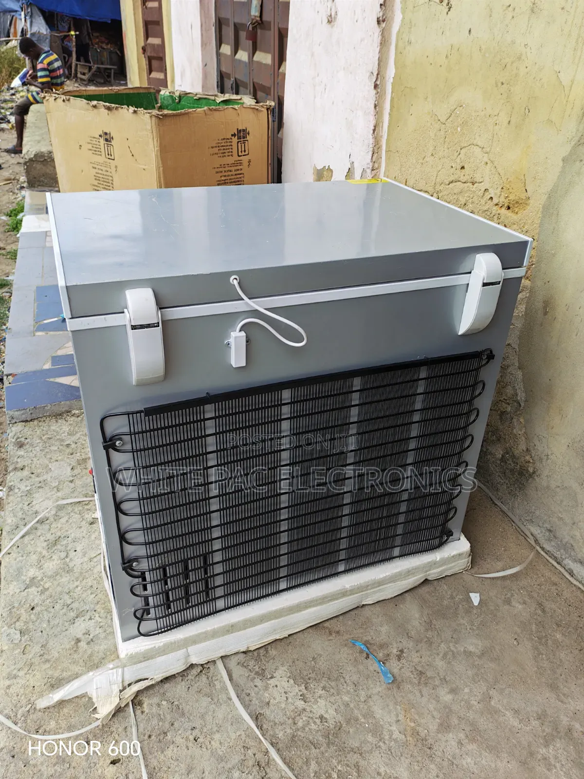 New One LG Solar Inverter Freezer 300 Litre Fast in Making Ice Block