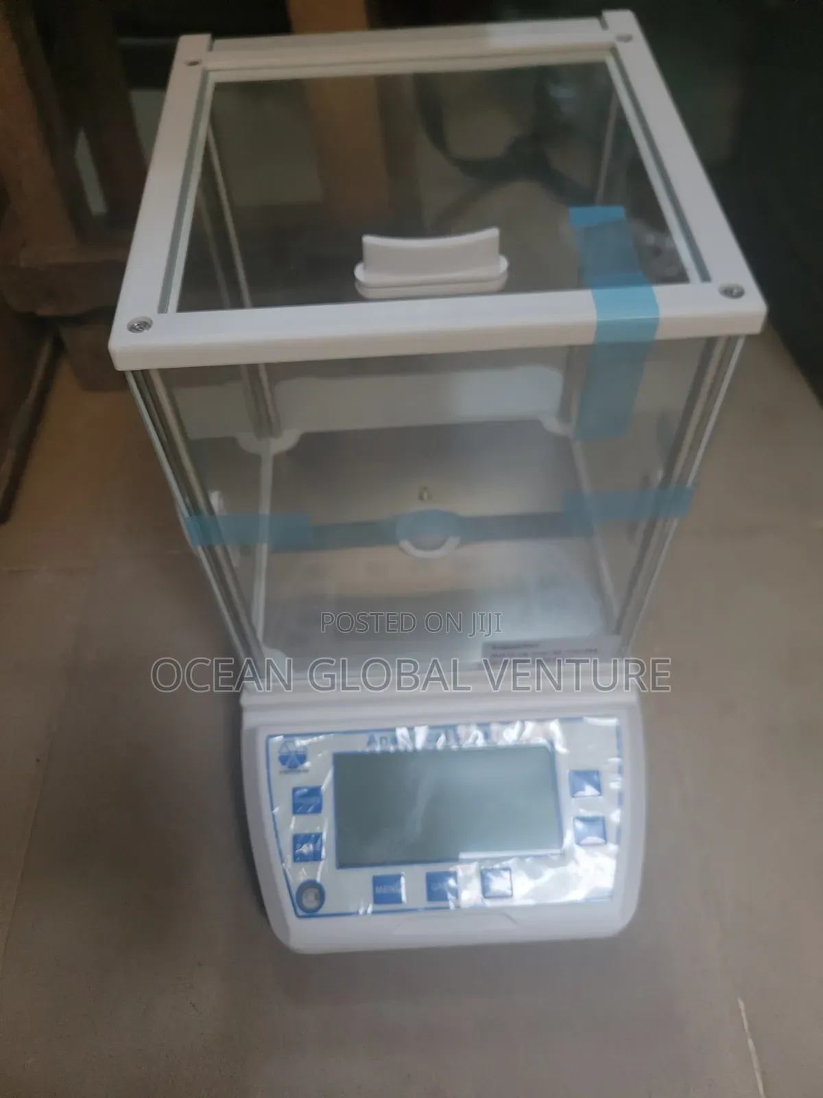 Analytical Weighing Balance 220g × 0.0001g