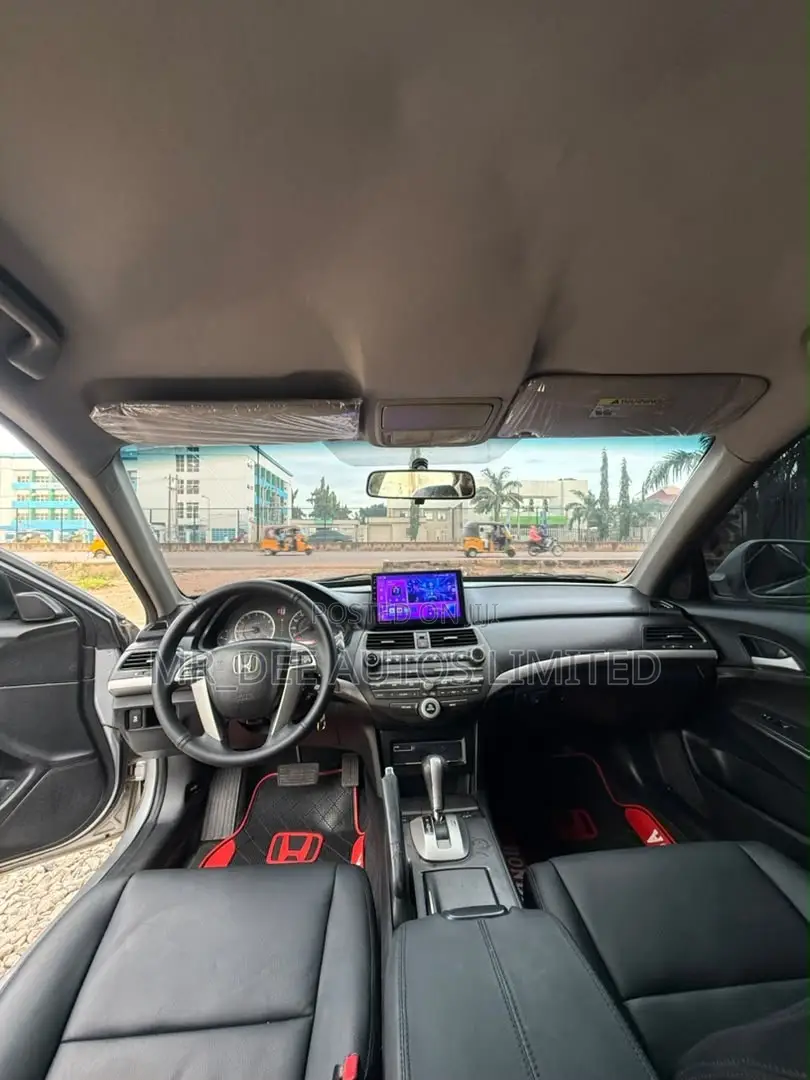 Honda Accord 2012 Silver