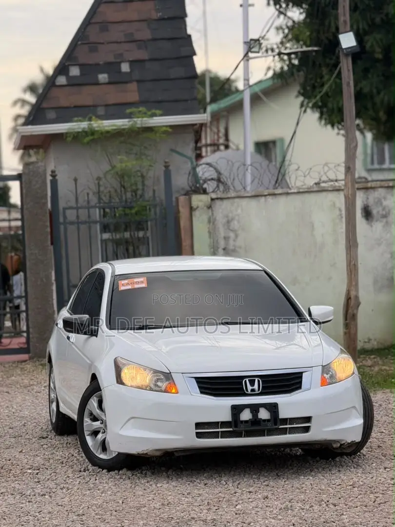 Honda Accord 2009 White