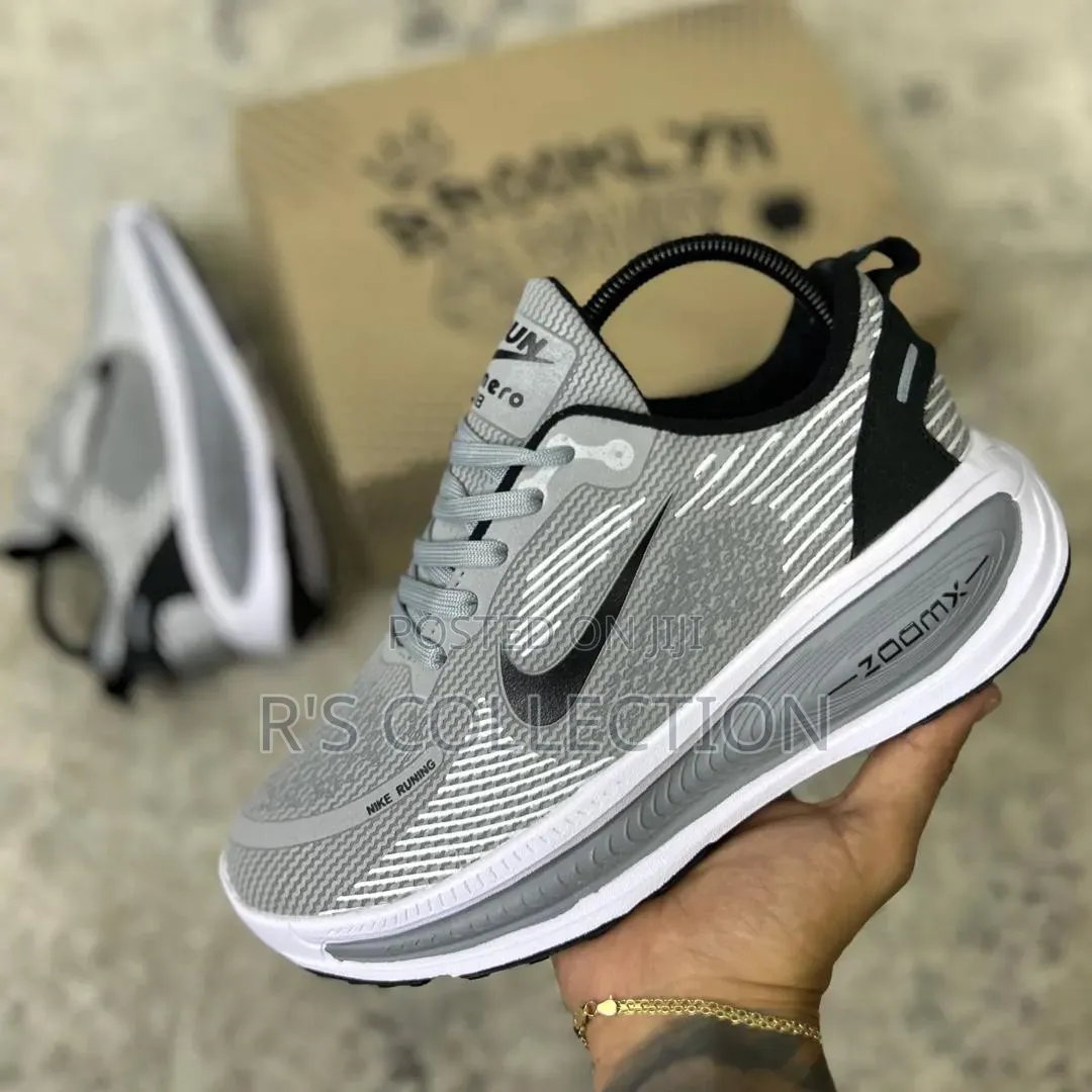 High Quality Unisex Zoomax Nike Sneakers