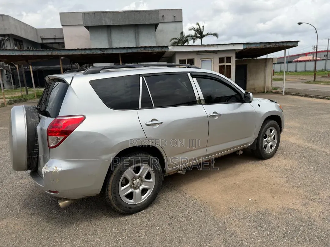 Toyota RAV4 2009 Silver