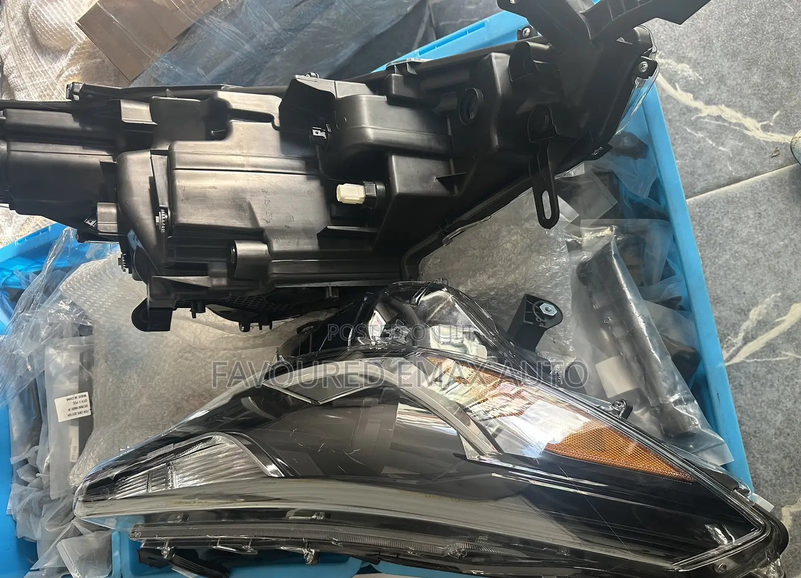 Head Lamp Toyota Corolla Cross 2020 - 2023 Set