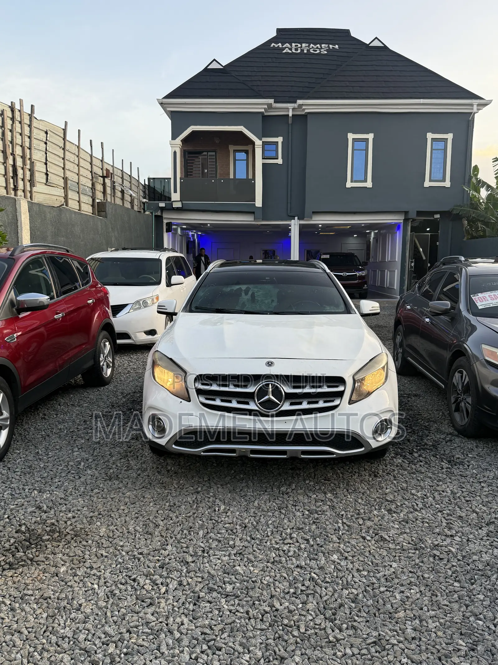 Mercedes-Benz GLA 250 2016 White
