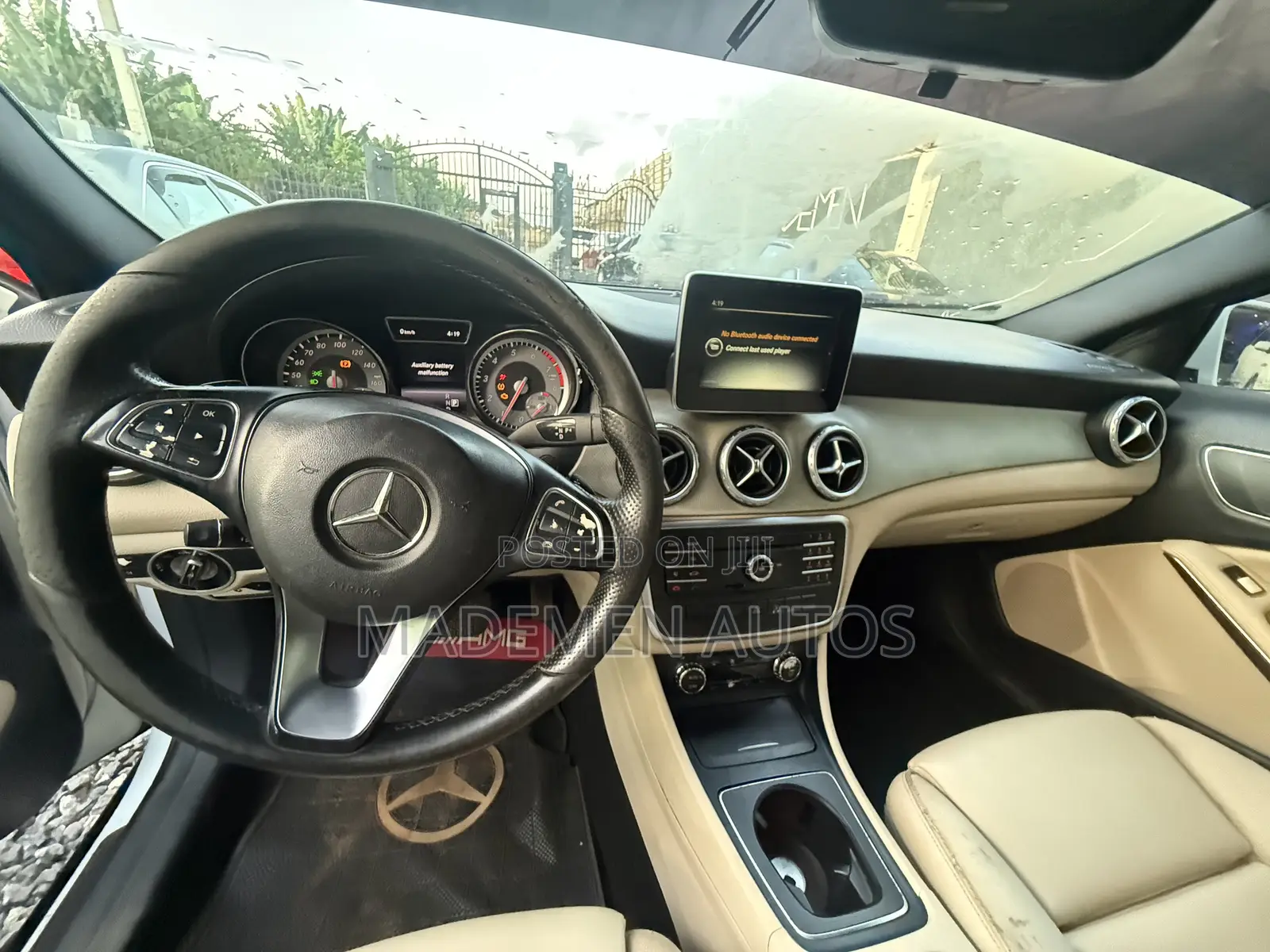 Mercedes-Benz GLA 250 2016 White