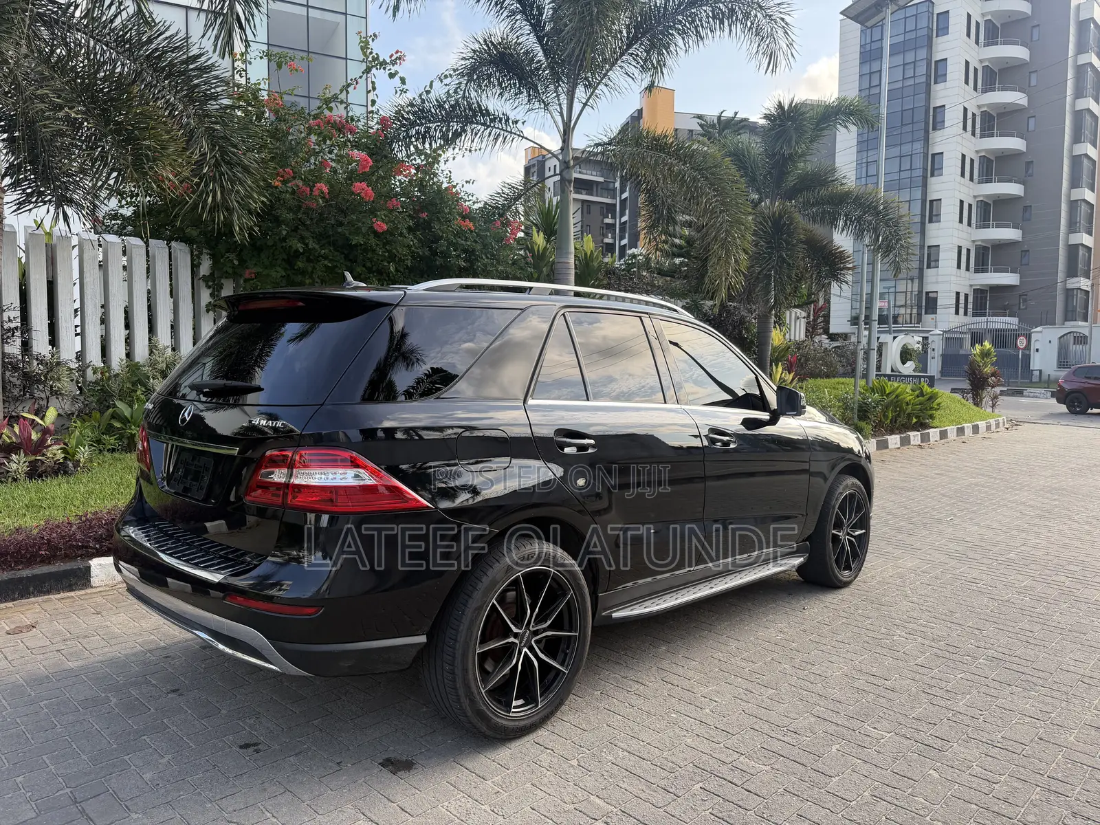 Mercedes-Benz M Class ML350 4MATIC 4dr SUV AWD (3.5L 6cyl 7A) 2015 Black