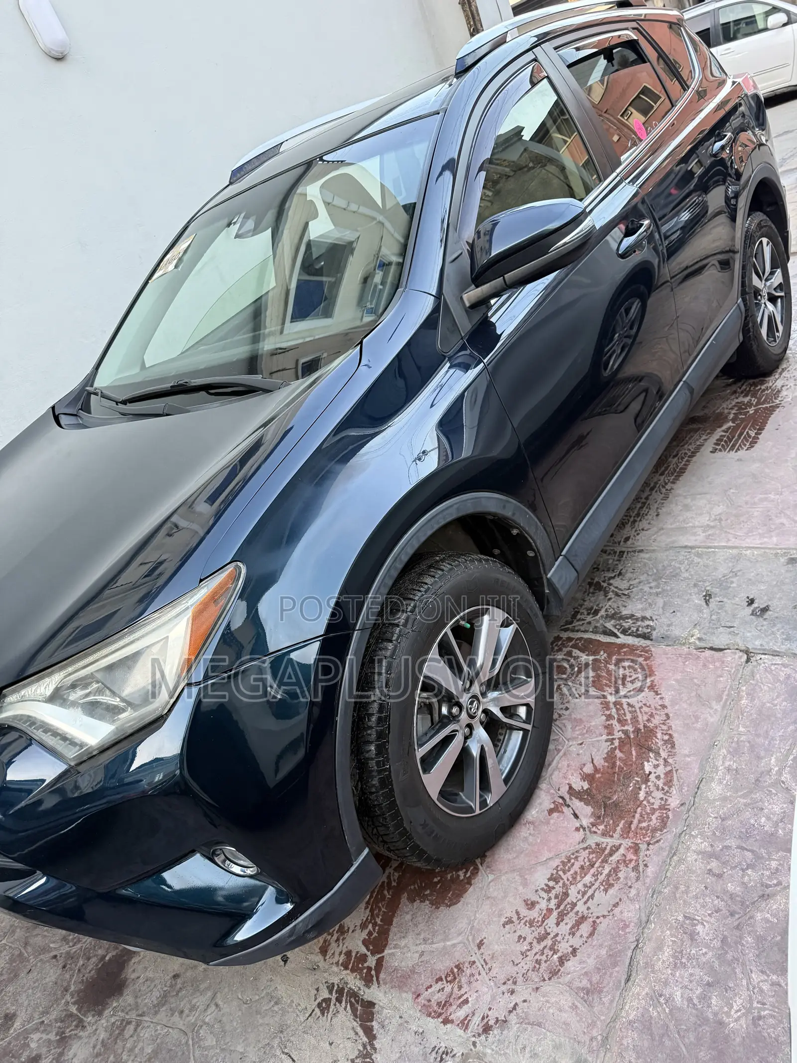 Toyota RAV4 Limited 4dr SUV AWD (2.5L 4cyl 6A) 2018 Blue