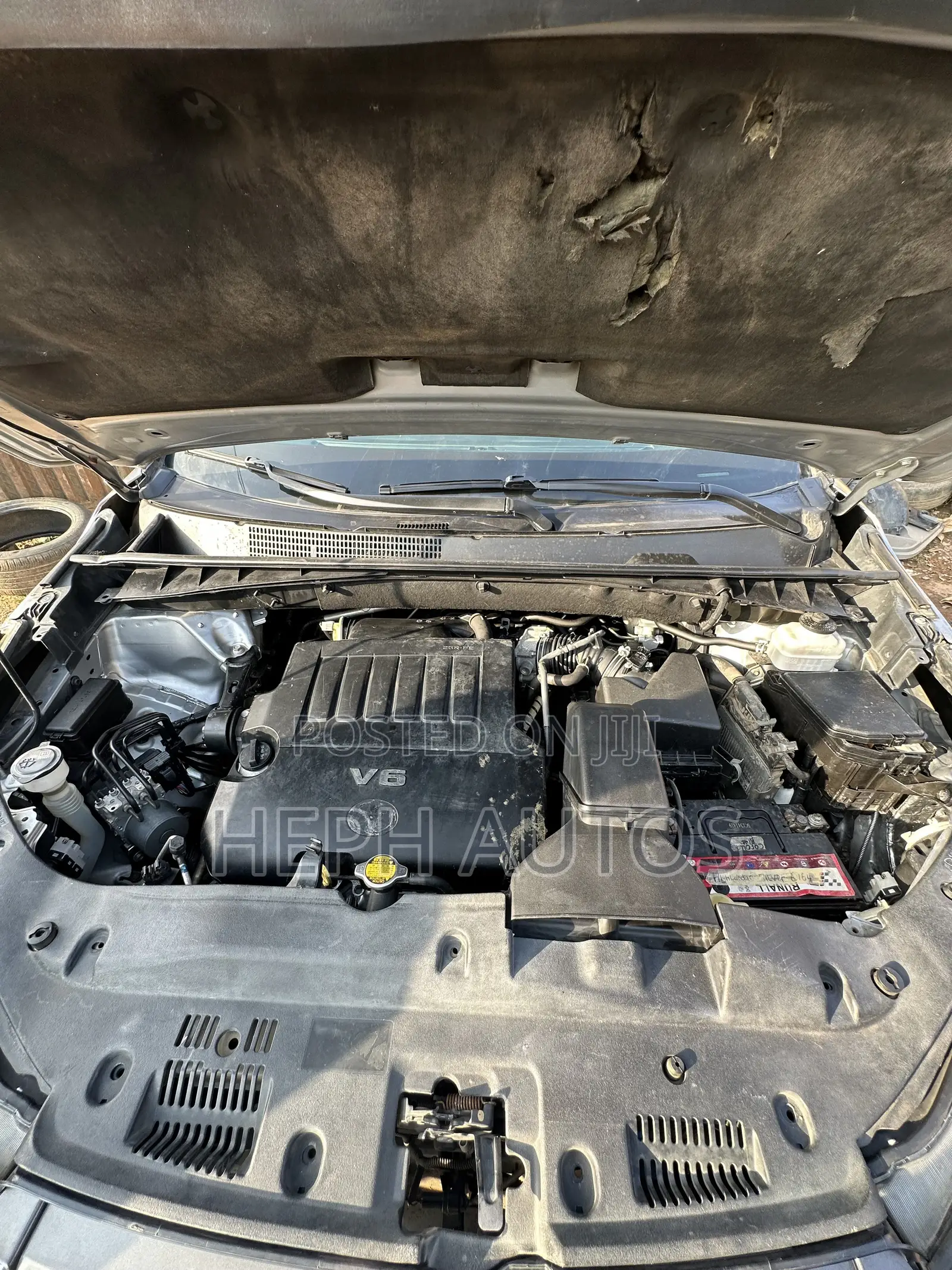 Toyota Highlander LE Plus V6 4x4 (3.5L 6cyl 6A) 2016 Silver