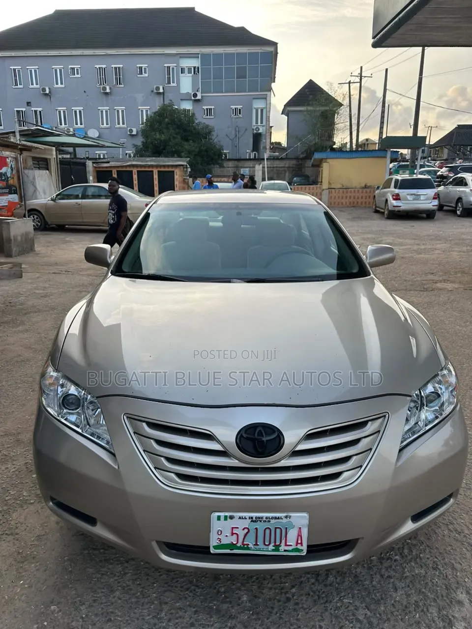 Toyota Camry 2.4 LE 2008 Gold