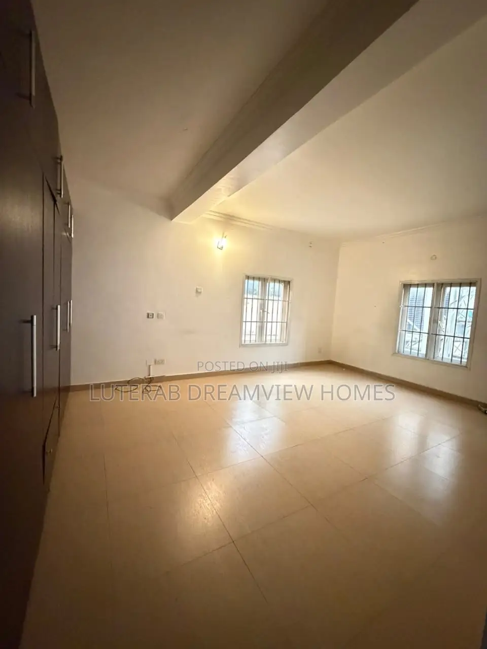 3bdrm Block of Flats in Wuye for rent